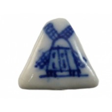 Delfts blauwe kraal driehoek molen 19 x 15 mm